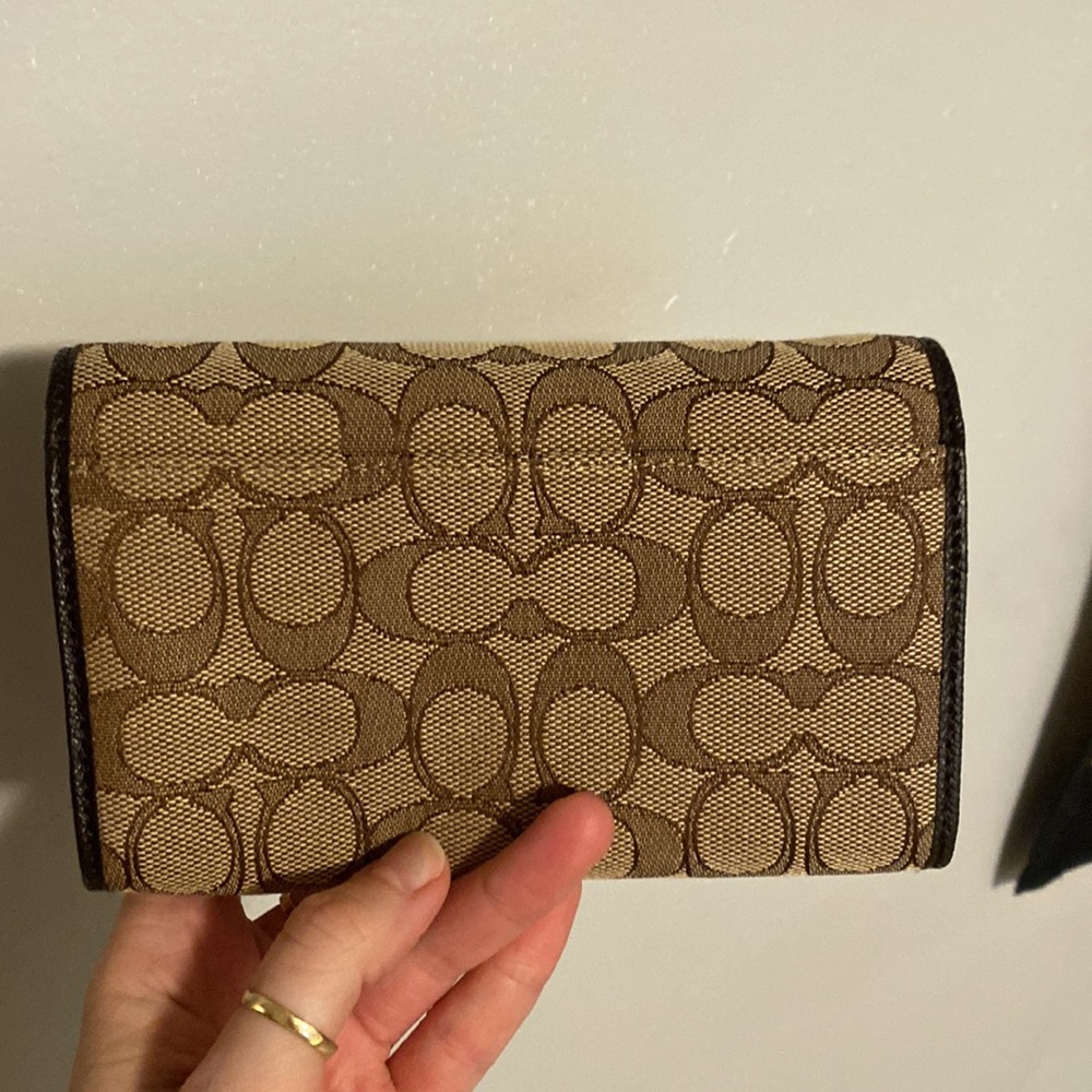 Coach Foldable Wallet - Picture 2 of 6